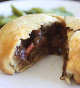 Steak Burgundy, one of our gourmet corporate gifts