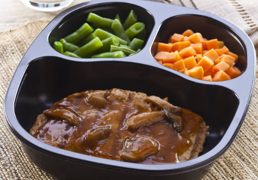 Pork Patty & Mushroom Gravy with Sweet Potatoes & Green Beans - Individual Meal