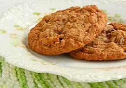 Gluten Free Oatmeal Raisin Cookies