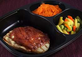Chicken Fillet with Cumberland Sauce, Mashed Sweet Potatoes, Green Bean Medley - Individual Meal