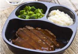 Beef Patty & Onion Gravy, Red Skin Potatoes and Broccoli - Individual Meal
