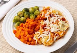 Cheese Tortellini Pomodoro, Brussels Sprouts and Carrots - Individual Meal